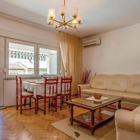Amazing In Crikvenica With Wifi Holiday home *